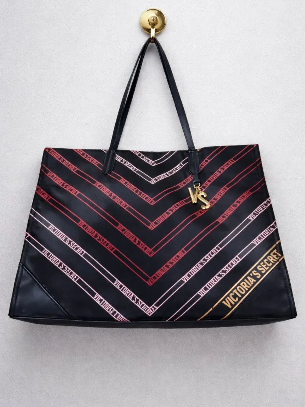 Victoria’s Secret Black Tote Bag Pink Red Signature Stripe Gold Charm Large Carr